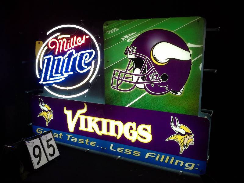 lot 95 image: Large Miller Lite Minnesota MN Vikings NFL neon sign