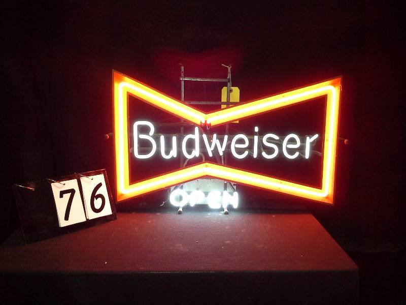 lot 76 image: Classic Budweiser bowtie with Open neon