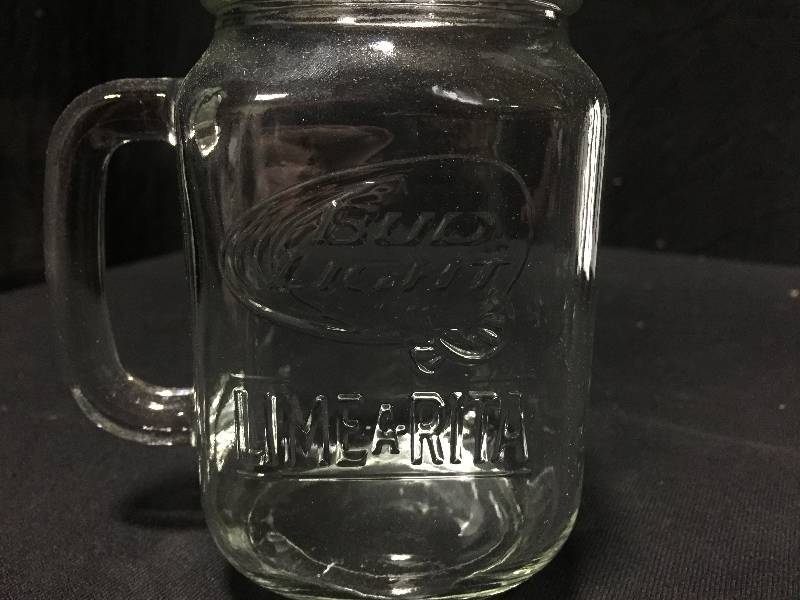 lot 195 image: Bud Light Lime-a-rita embossed mason jar glasses