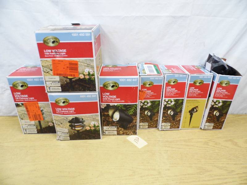 lot 132 image: Landscape Lighting