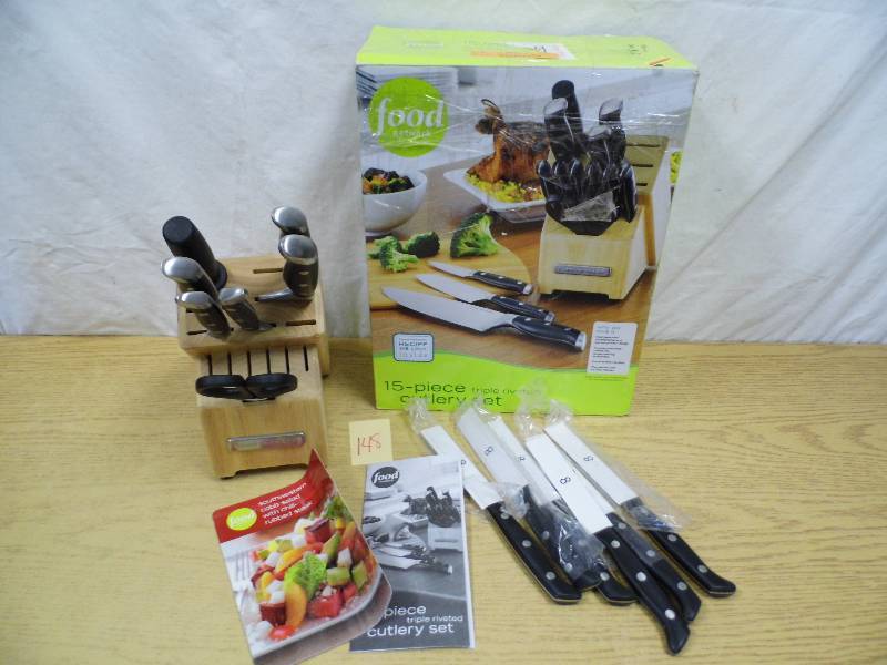 lot 148 image: Food Network Cutlery Set