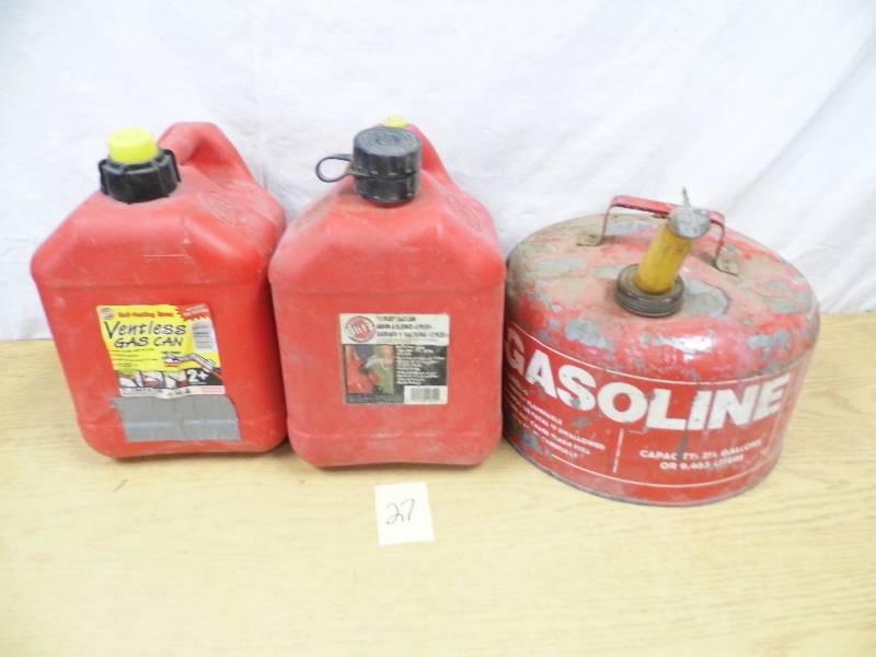3 Gas Cans