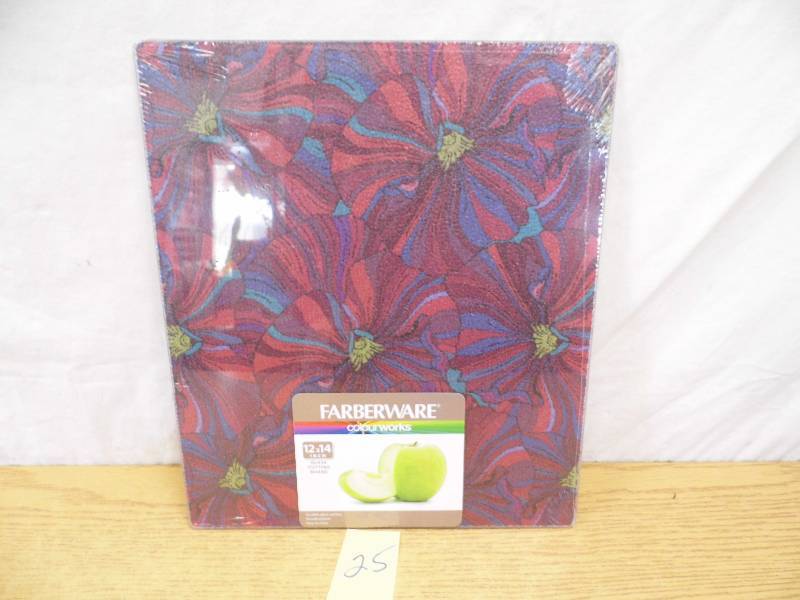 New Faberware Cutting Board