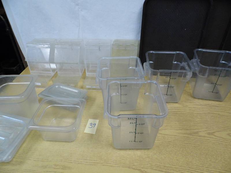 Trays - Plastic Containers