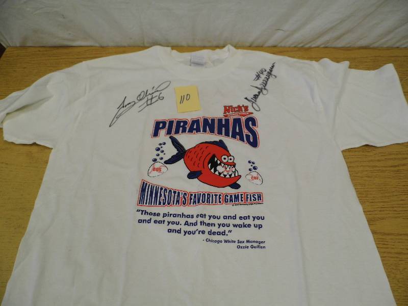 Signed T-Shirt - Minnesota Twins