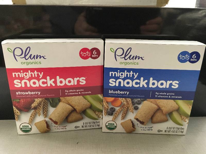 lot 126 image: PLUM ORGANICS MIGHT SNACK BARS, 8 PACKS, RETAIL $9.99