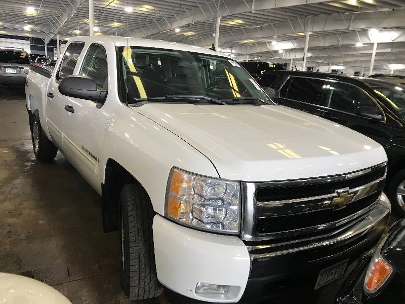 lot 19 image: 2009 Chevrolet Silverado 1500 LT Crew Cab 4x4