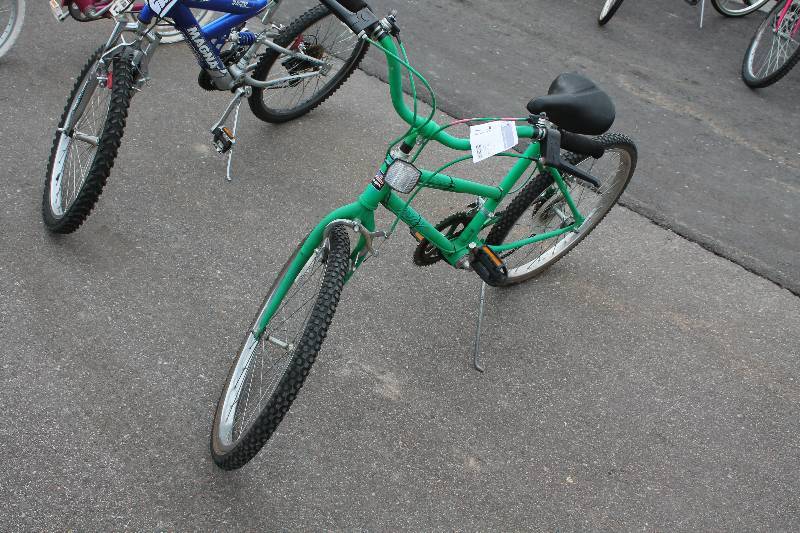 lot 73 image: Sassy  Kids Bike with Green 16in. Frame, 20in. Wheel
