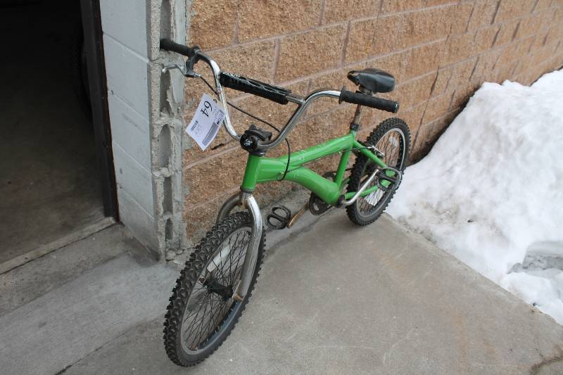 lot 64 image: ATI   Trick Bike with Green 11in. Frame, 17in. Wheel