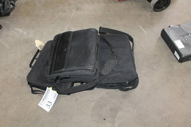 lot 33 image: Lot of (3) Laptop Bags