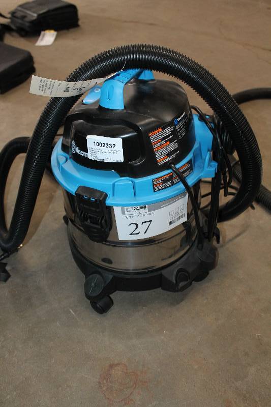 lot 27 image: Vacmaster 4-Gallon WetDry Vac