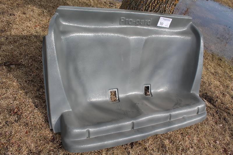 lot 30 image: Pro Guard Chevrolet Caprice Back Seat Cover