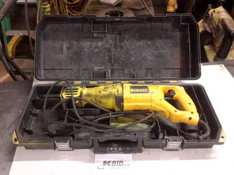 lot 92 image: Dewalt, DW304P reciprocating saw