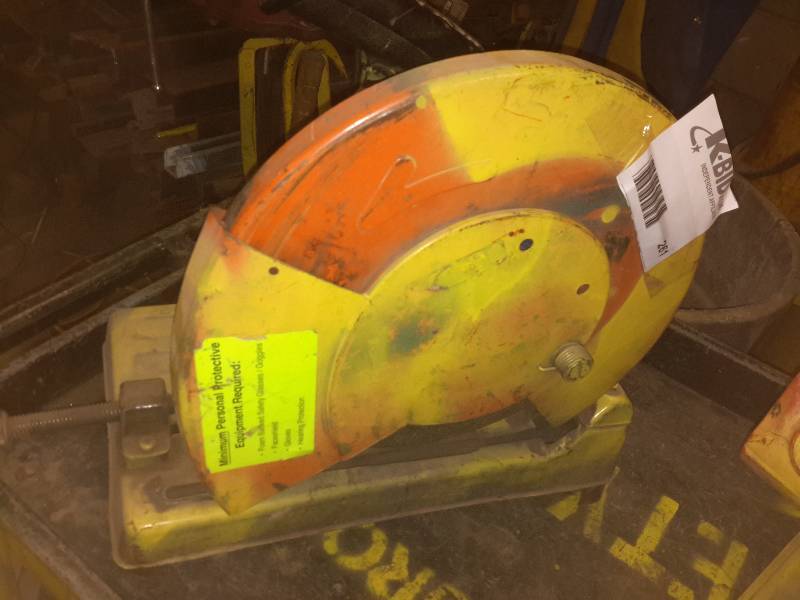 lot 261 image: Milwaukee, 14 in Abrasive Cut off Saw