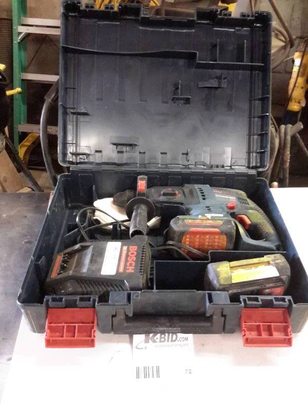 lot 72 image: Bosch Rotary HammerHammer Drill  2, 36V Batteries, 1 Charger