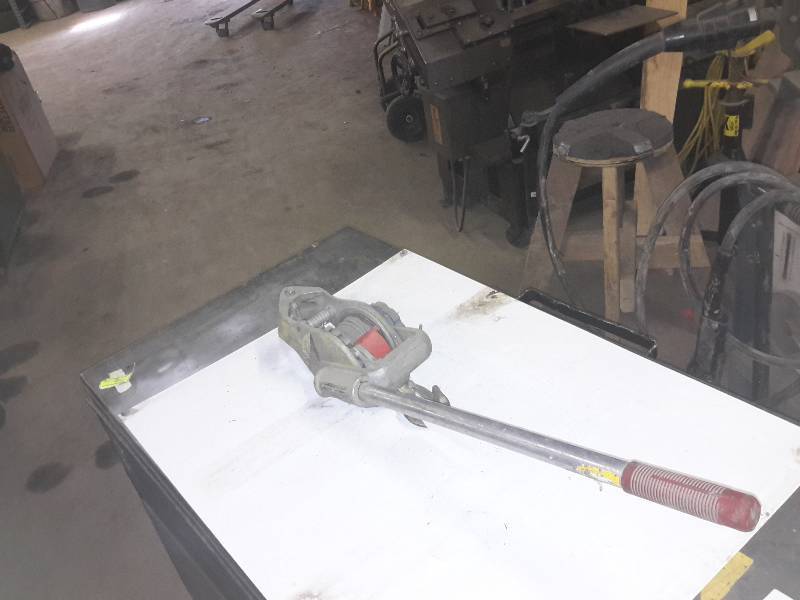 lot 22 image: Ingersol Rand Ratchet Puller