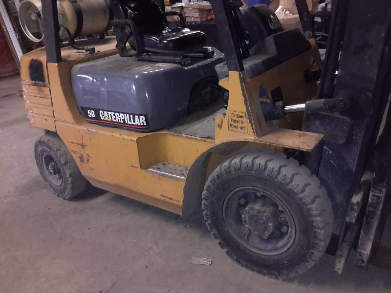 lot 1 image: Caterpillar Fork Lift..Propane