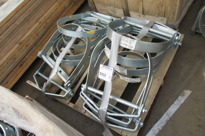 lot 252 image: 12, 16 in Clevis Hangers