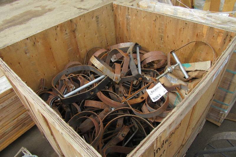 lot 253 image: 12 Box of Misc. Size Clevis Hangers