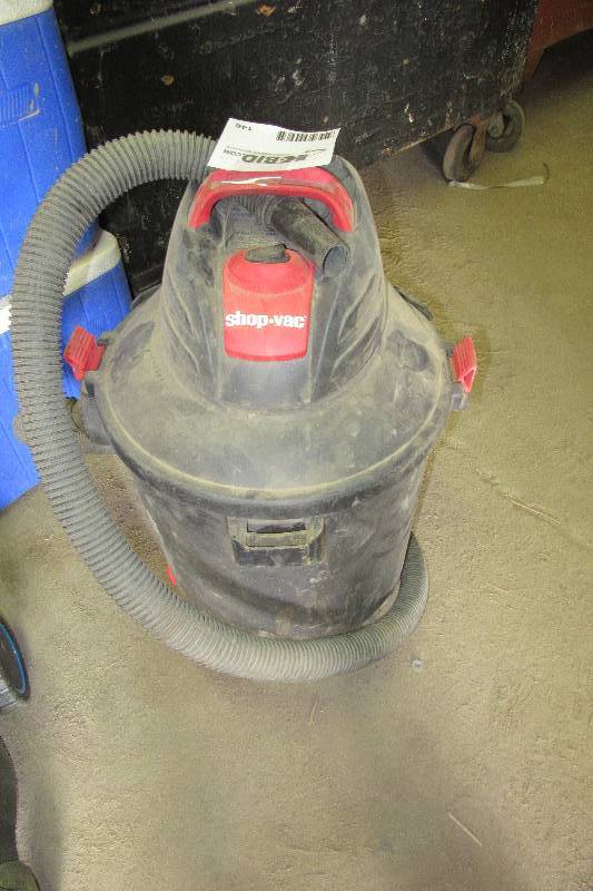 lot 146 image: 10 gallon shop vac.