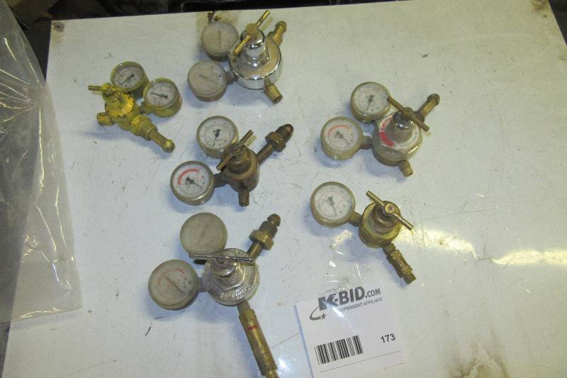 lot 173 image: Lot of Tank Gauges  (6)