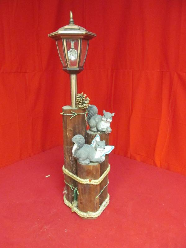 lot 38 image: solar light dcor