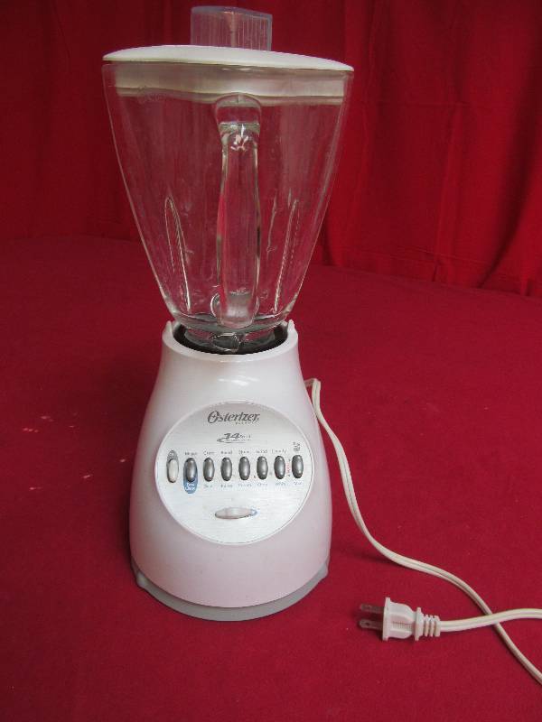 lot 61 image: Osterizer Blender
