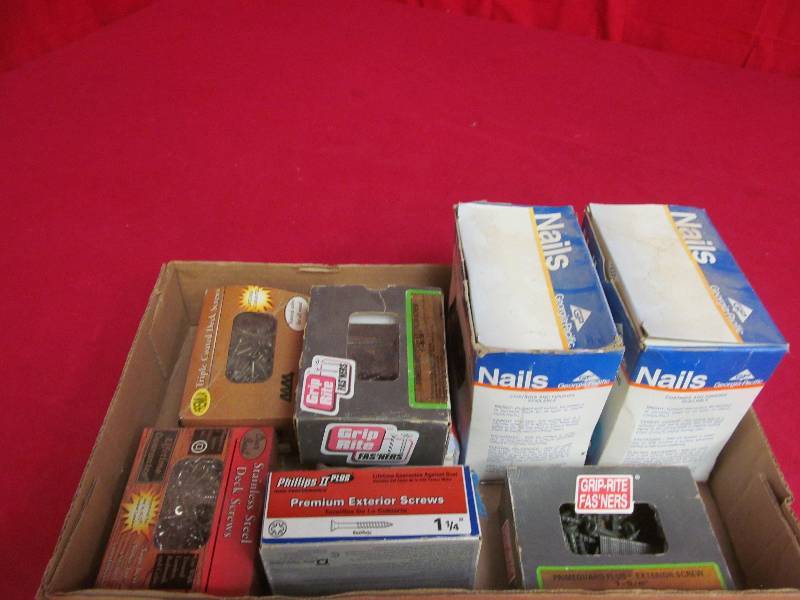 lot 105 image: hardware