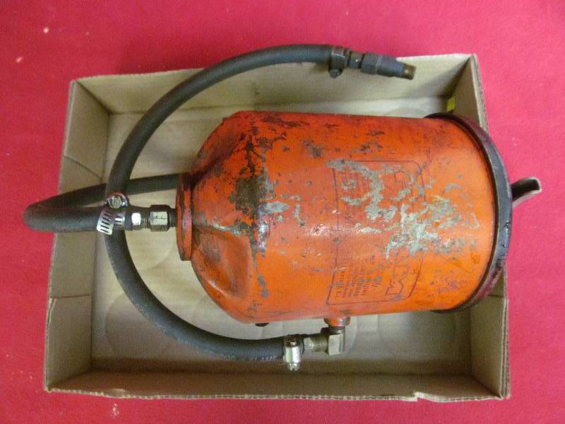 lot 120 image: Fram oil fill air cleaner