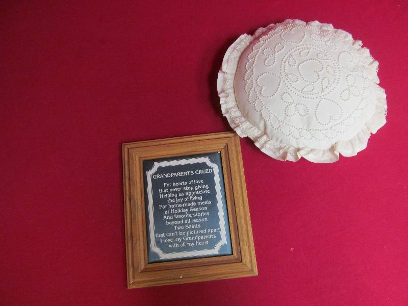 lot 127 image: pillow, grandparents plaque