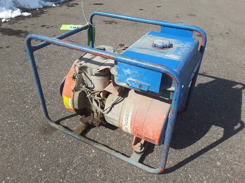 lot 265 image: MultiQuip GRF-312RZ Generator (3200 watts)