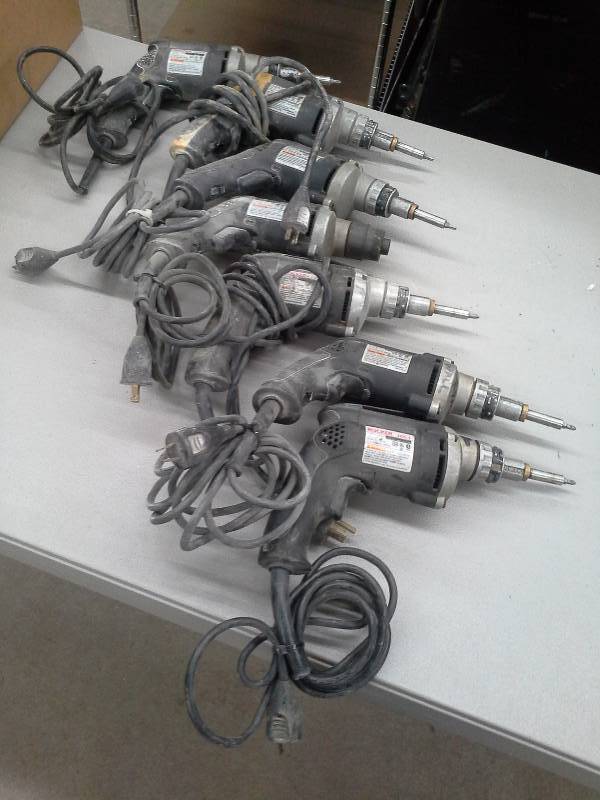 lot 318 image: (7) Rocker Brand Drywall Screw Guns