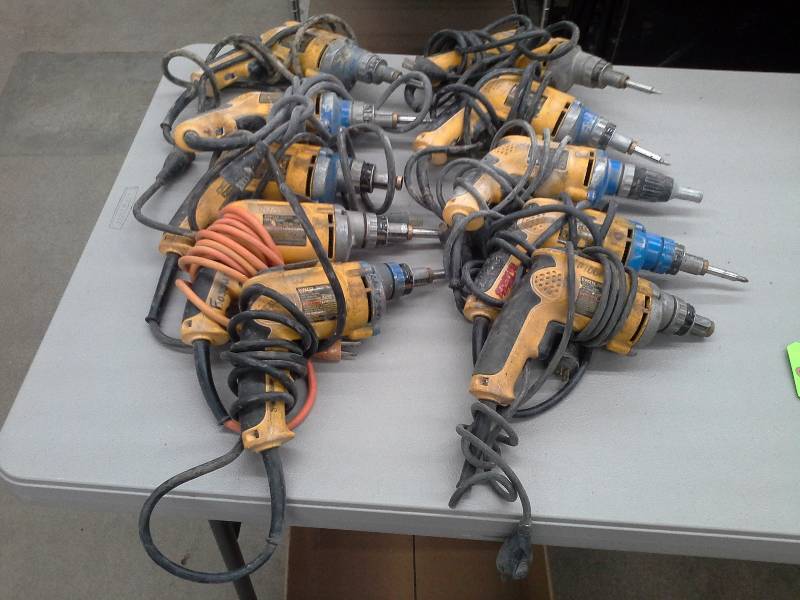 lot 321 image: (10) DeWalt DW272 VSR Drywall Screwdriver