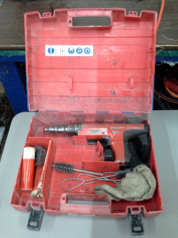 lot 336 image: Hilti DX 350 Powder Actuated Tool