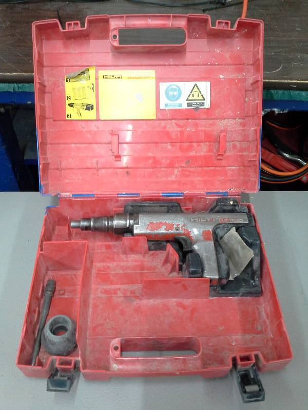 lot 339 image: Hilti DX 350 Powder Actuated Tool