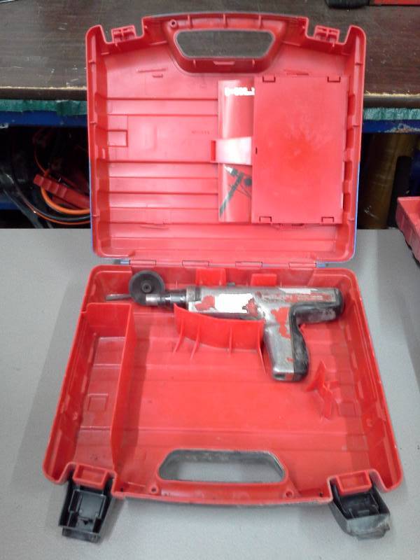 lot 340 image: Hilti DX 35 Powder Actuated Tool