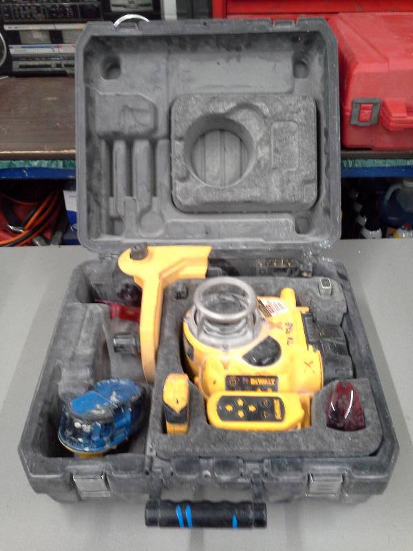 lot 361 image: DeWalt DW077 Rotary Laser with Case and Accessories