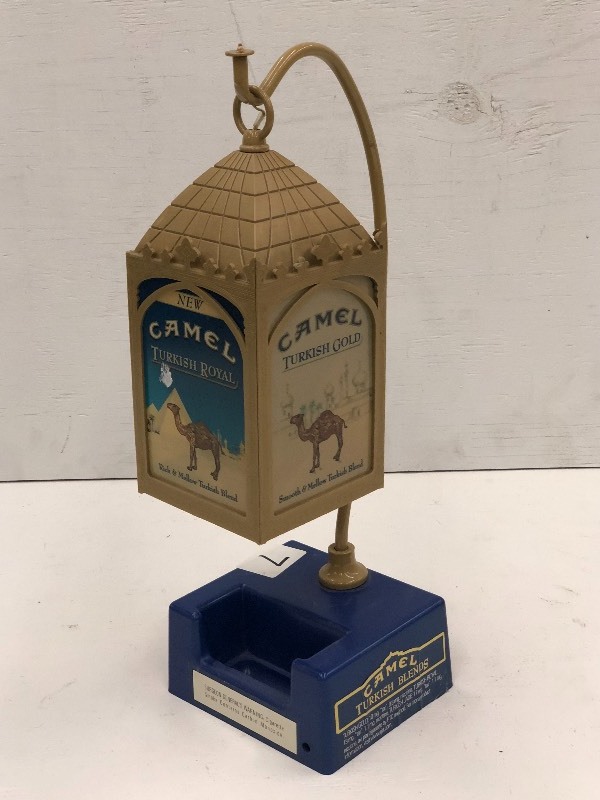 lot 7 image: Camel Turkish Blends Lighted Displa...