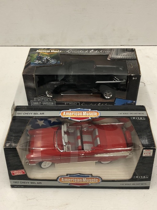lot 23 image: (2) 118-Scale Die-Cast Collectible...