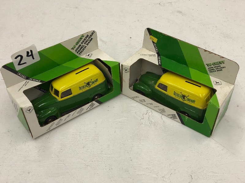 lot 24 image: (2) John Deere 125-Scale Die-Cast ...