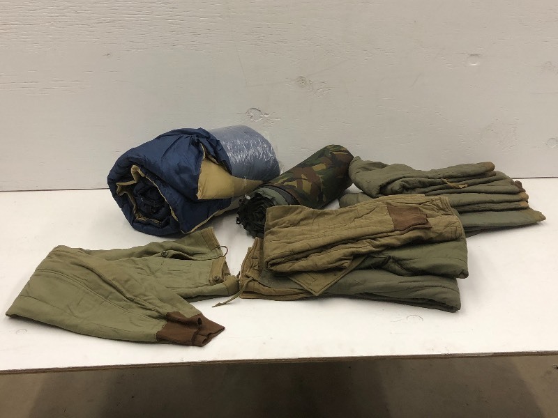 lot 121 image: Tote Of Assorted Sleeping Bag With...