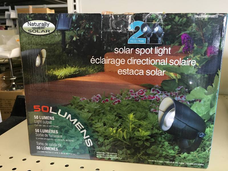 2 PACK SOLAR LIGHTS, RETAIL $14.99