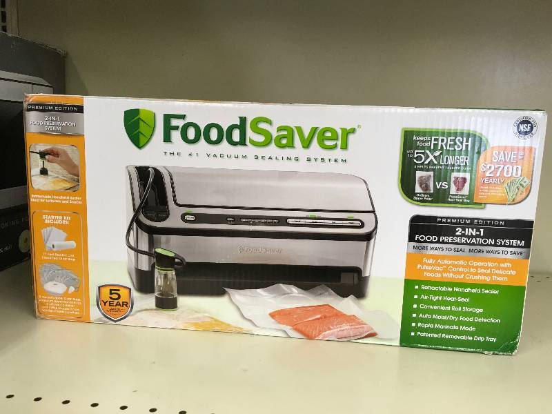 FOODSAVER 4980 VACUUM, RETAIL $149.99