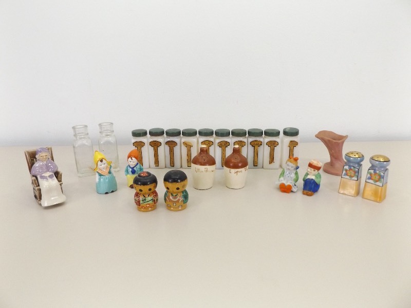 Lot of Vintage Glass Spice Jars, and Salt &amp Pepper Shakers