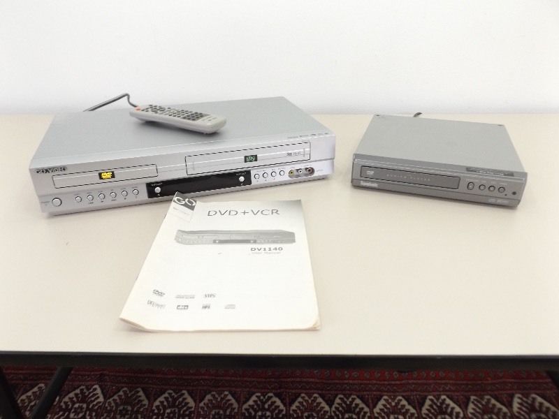 Working DVDCD Player, and DVDVHS Player with Remote
