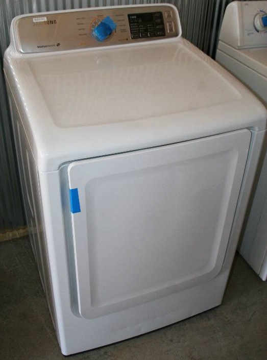 lot 33 image: Samsung  Dryer