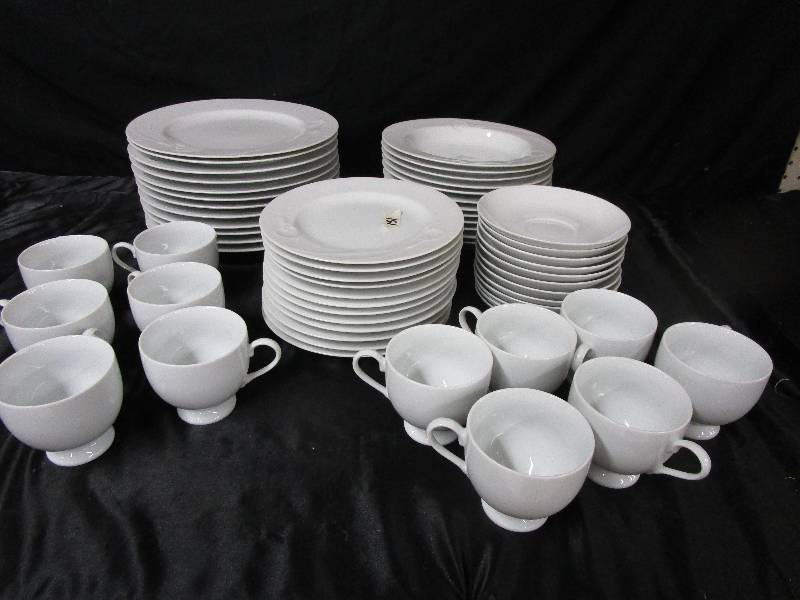 Mikasa over 50 Pieces