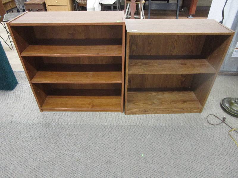 2 Book Shelves