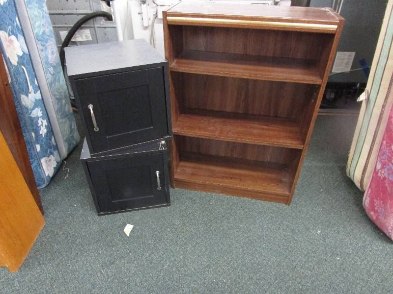 Shelf 25 x 36 and 14 12 x 14 12 x 14 12
