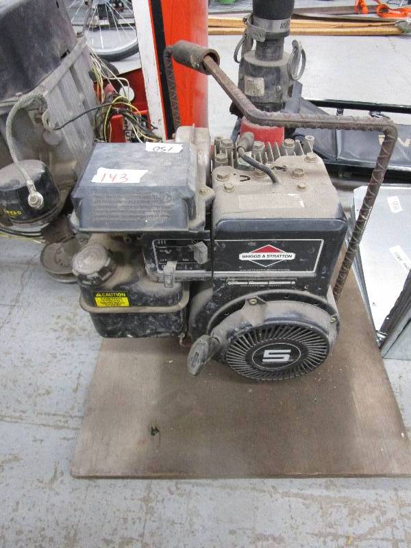 Briggs and Stratton 5-Horse Water Pump